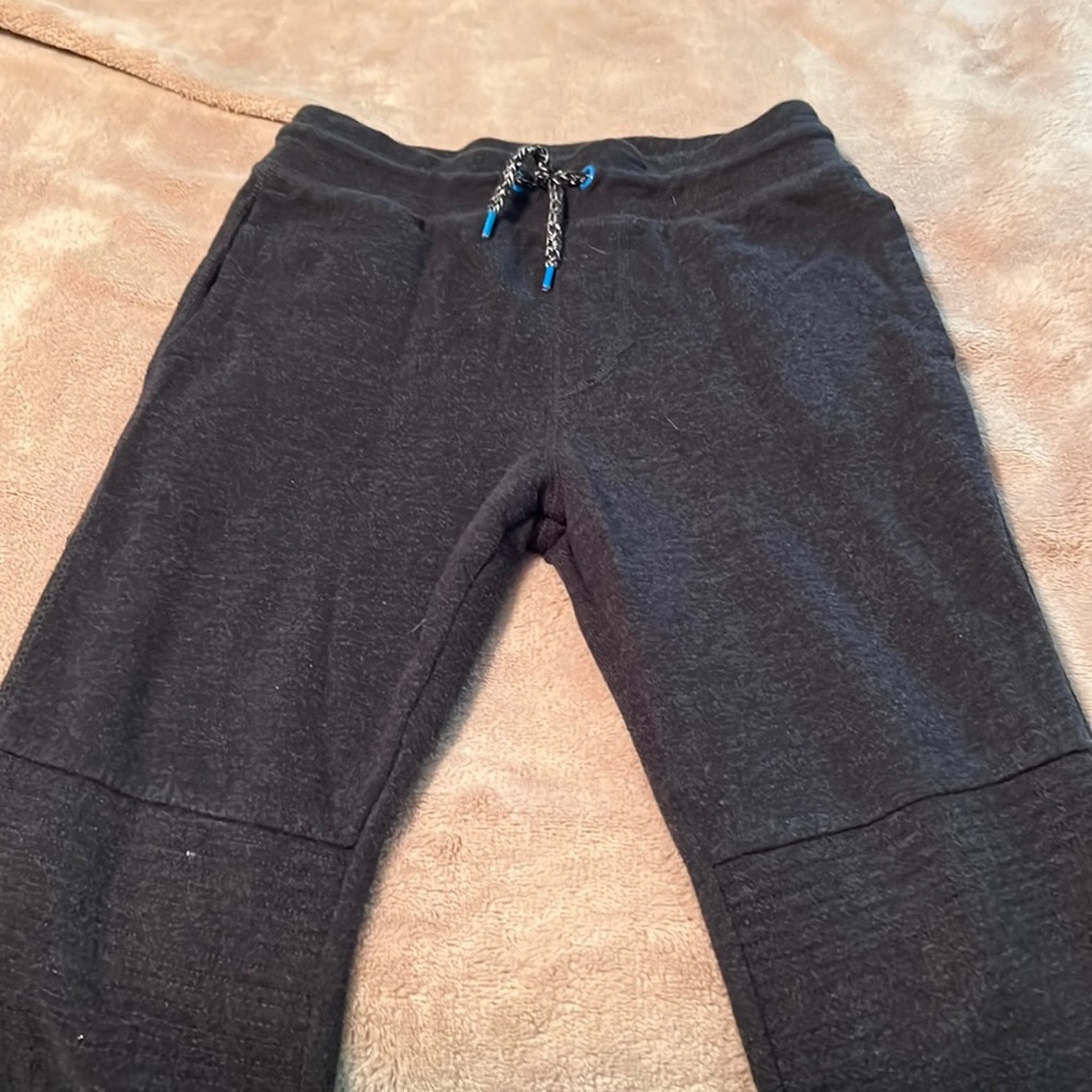 Boys Cat & Jack gray sweat pants size 8/10